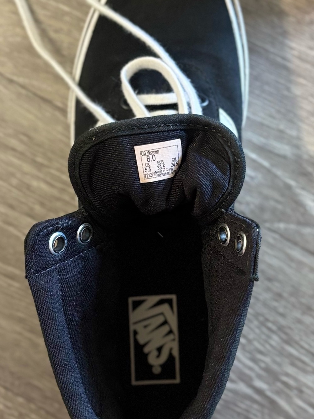Vans - Picture 7 of 8